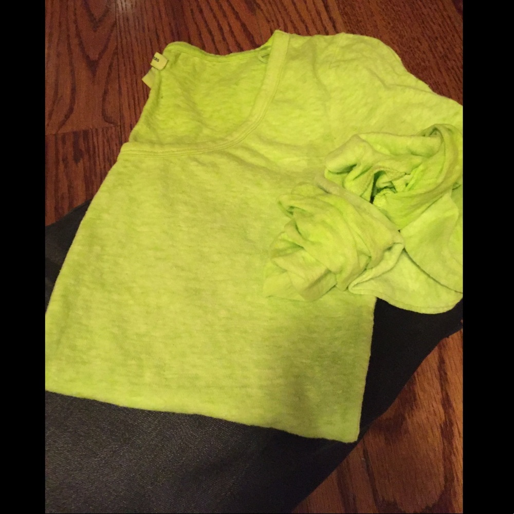 BUNDLED AE Green Long Sleeve Tee NWT